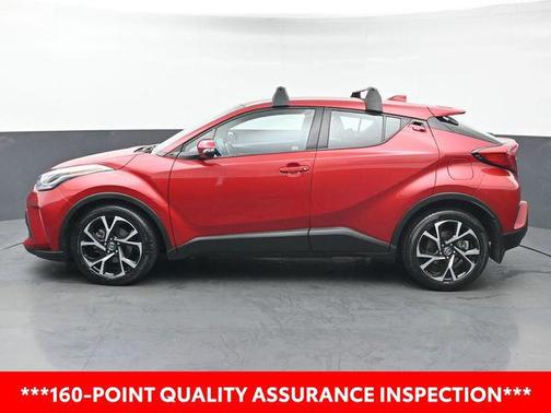 2022 Toyota C-HR XLE