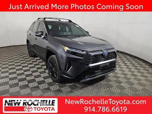 2024 Toyota RAV4 Hybrid SE
