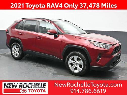 2021 Toyota RAV4 XLE