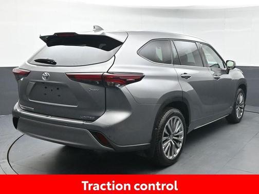 2025 Toyota Highlander Hybrid Limited