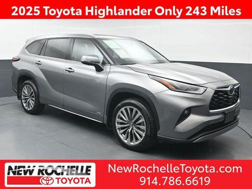 2025 Toyota Highlander Hybrid Limited