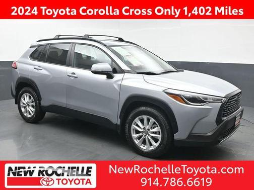 2024 Toyota Corolla Cross LE