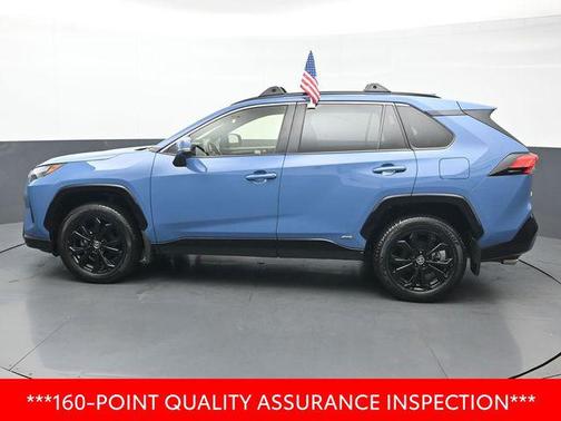 2022 Toyota RAV4 Hybrid SE