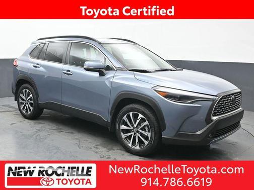 2024 Toyota Corolla Cross XLE