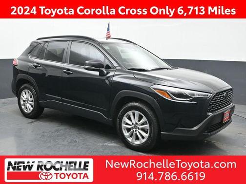 2024 Toyota Corolla Cross LE