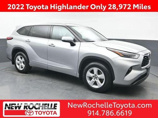 2022 Toyota Highlander LE