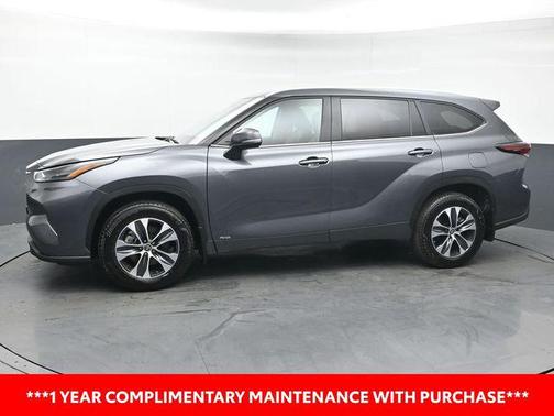 2025 Toyota Highlander Hybrid XLE