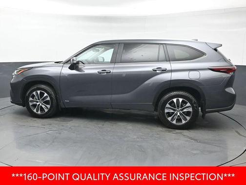2025 Toyota Highlander Hybrid XLE