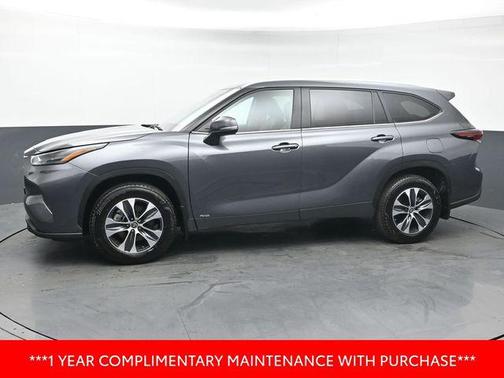 2025 Toyota Highlander Hybrid XLE