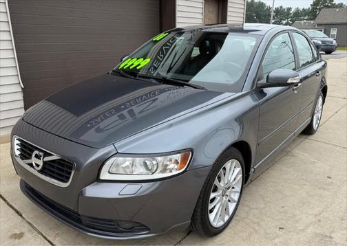 2011 Volvo S40 T5 R-Design