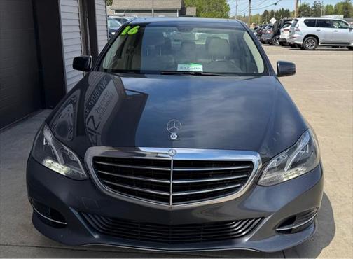 2016 Mercedes-Benz E-Class 4MATIC