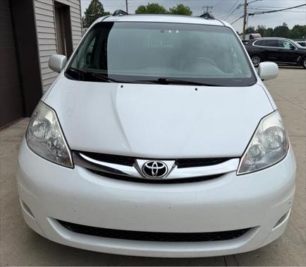 2007 Toyota Sienna XLE