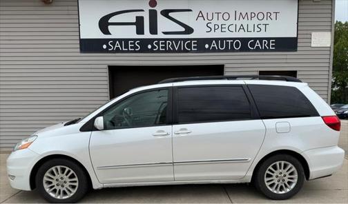 2007 Toyota Sienna XLE