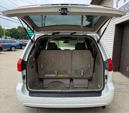 2007 Toyota Sienna XLE
