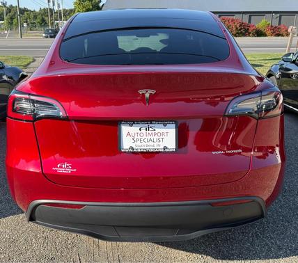 2024 Tesla Model Y Long Range Dual Motor All-Wheel Drive