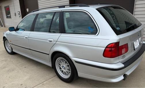 2000 BMW 528 Sport Wagon