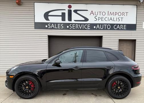 2018 Porsche Macan Turbo