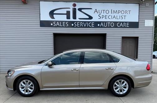 2016 Volkswagen Passat 1.8T S