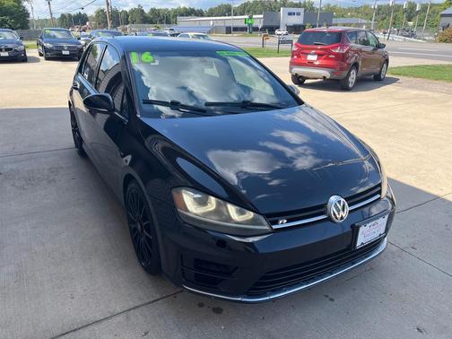 2016 Volkswagen Golf R 2.0T DSG