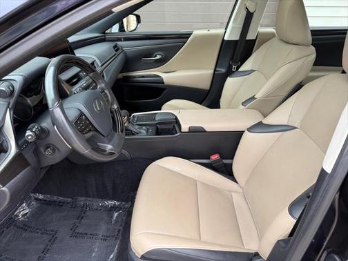 2019 Lexus ES 350 Base