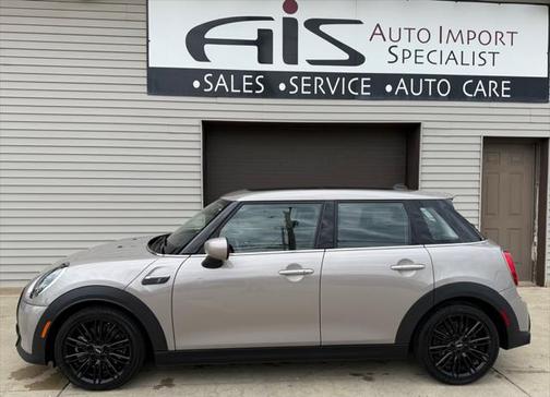 2024 MINI Hardtop Cooper S