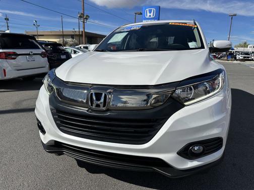 Platinum White Pearl 2022 Honda HR-V