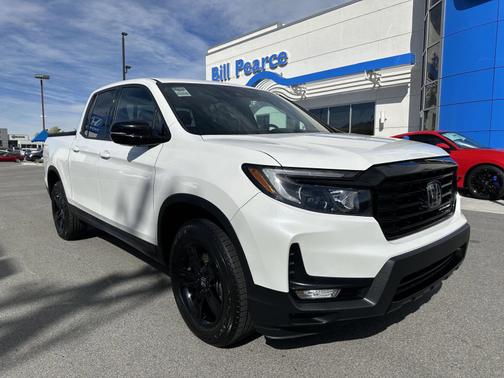 Platinum White Pearl 2023 Honda Ridgeline