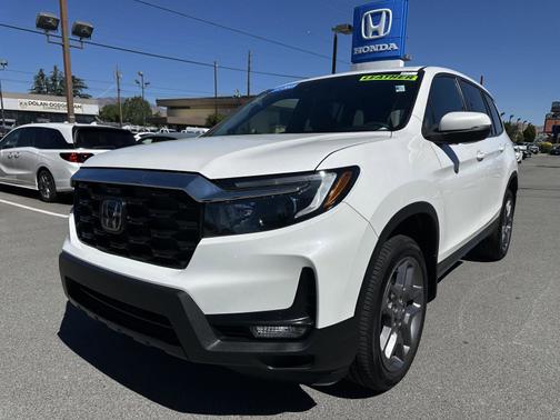 Platinum White Pearl 2023 Honda Passport