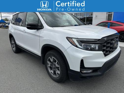 Platinum White Pearl 2023 Honda Passport