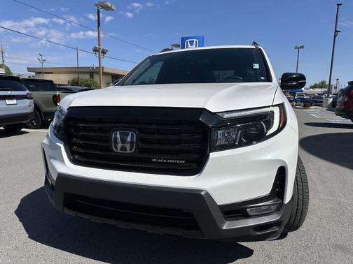 Platinum White Pearl 2024 Honda Passport
