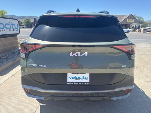 Jungle Green 2023 Kia Sportage Plug-In Hybrid X-Line