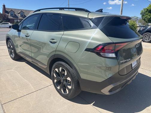 Jungle Green 2023 Kia Sportage Plug-In Hybrid X-Line