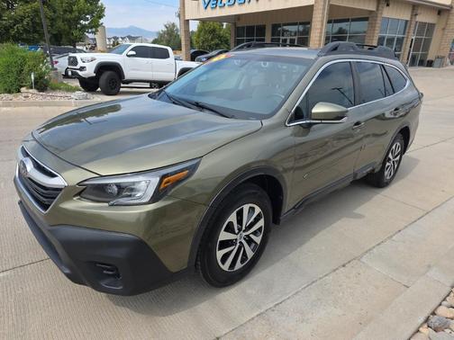 2022 Subaru Outback Premium