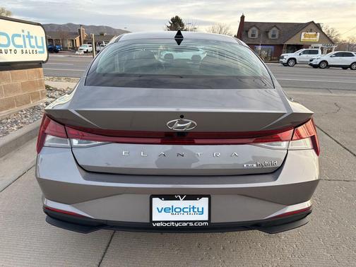 2023 Hyundai ELANTRA HEV Blue