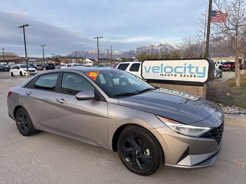 2023 Hyundai ELANTRA HEV Blue