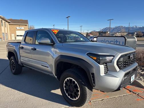 2024 Toyota Tacoma TRD Off-Road