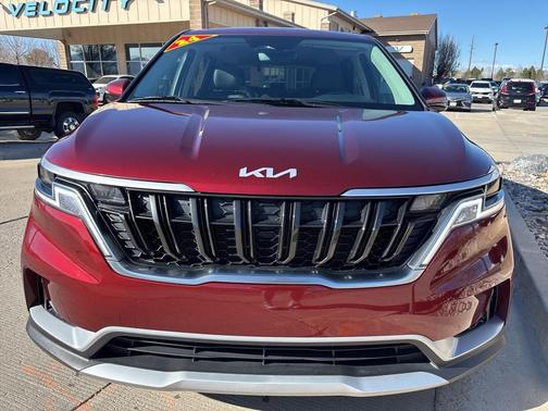 2024 Kia Carnival LX