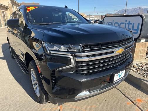 2023 Chevrolet Suburban LT