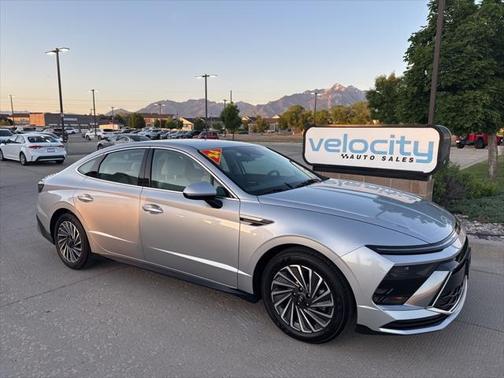 2024 Hyundai SONATA Hybrid SE