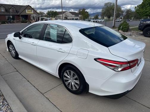 2020 Toyota Camry LE