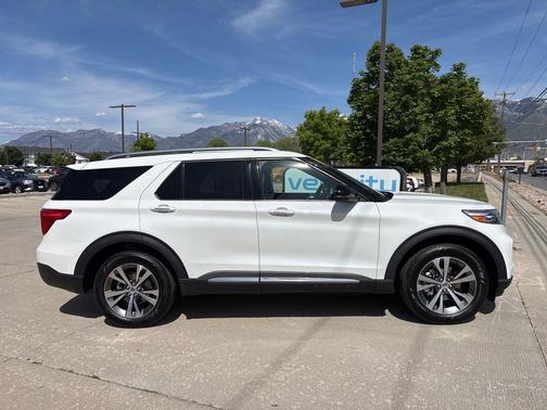 Star White Metallic Tri-Coat 2020 Ford Explorer Platinum