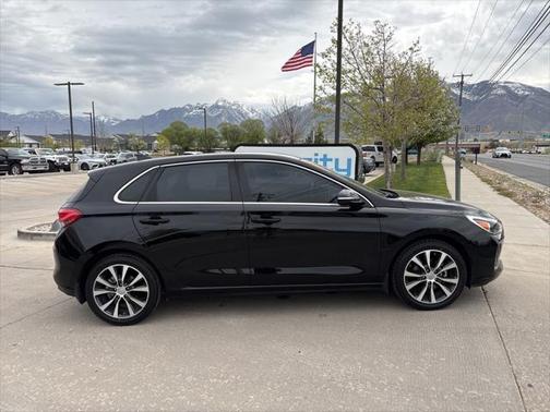 2018 Hyundai Elantra GT Base
