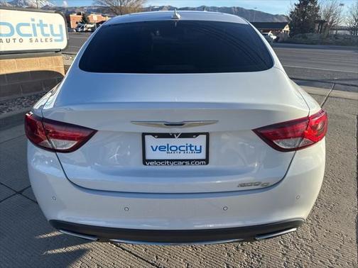 2015 Chrysler 200 C