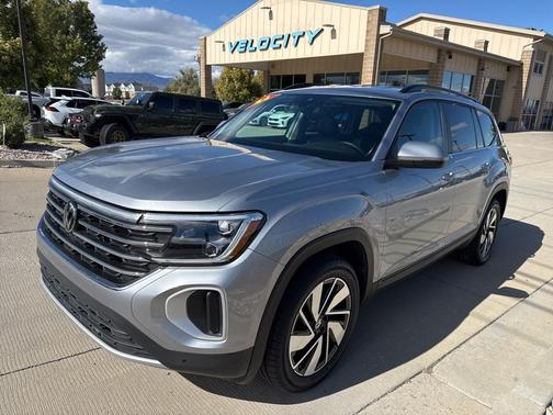 2024 Volkswagen Atlas 2.0T SE w/Technology 4MOTION