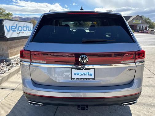 2024 Volkswagen Atlas 2.0T SE w/Technology 4MOTION