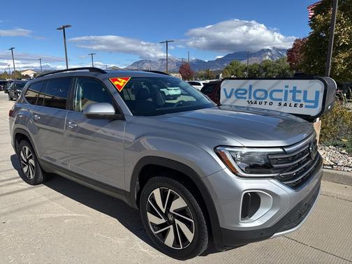 2024 Volkswagen Atlas 2.0T SE w/Technology 4MOTION