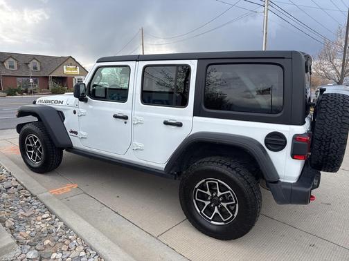 2024 Jeep Wrangler Rubicon