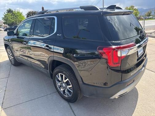 2023 GMC Acadia AWD SLT