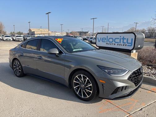 2022 Hyundai SONATA Limited