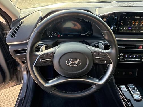 2022 Hyundai SONATA Limited